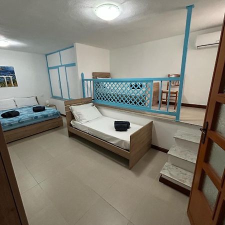 Porto Columbu - Perd'E Sali Villa Nicanda- 100 Mt Dal Mare- Giardino מראה חיצוני תמונה