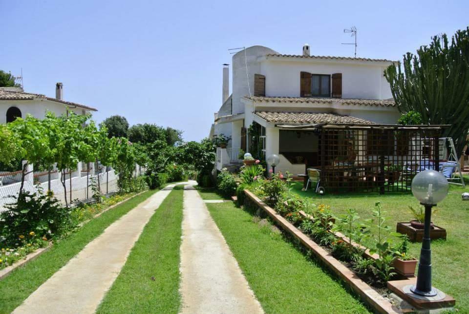 Porto Columbu - Perd'E Sali Villa Nicanda- 100 Mt Dal Mare- Giardino מראה חיצוני תמונה